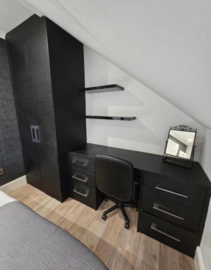 Luxury Double Room With Private Bathroom Edimburgo Exterior foto