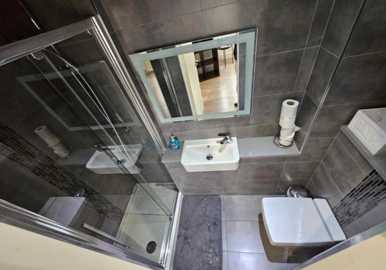 Luxury Double Room With Private Bathroom Edimburgo Exterior foto